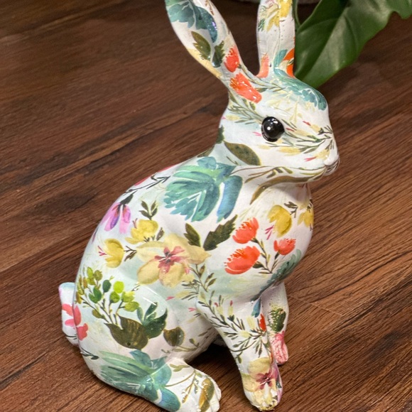 NEW Multicolor Flower Easter Bunny Rabbit Decor - Picture 2 of 4